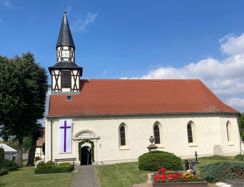 800_Jahre_Kirche_Pechau_800.jpg