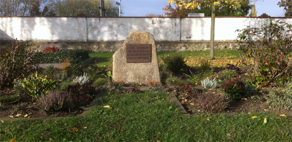 Denkmal Bombenopfer Pechau, Oktober 2016